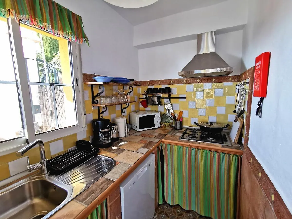 Apartamentos Alma Y Montana Cómpeta 0*,  Espanha
